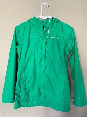 Columbia Kid Green Hooded Raincoat (Size M) 10/12